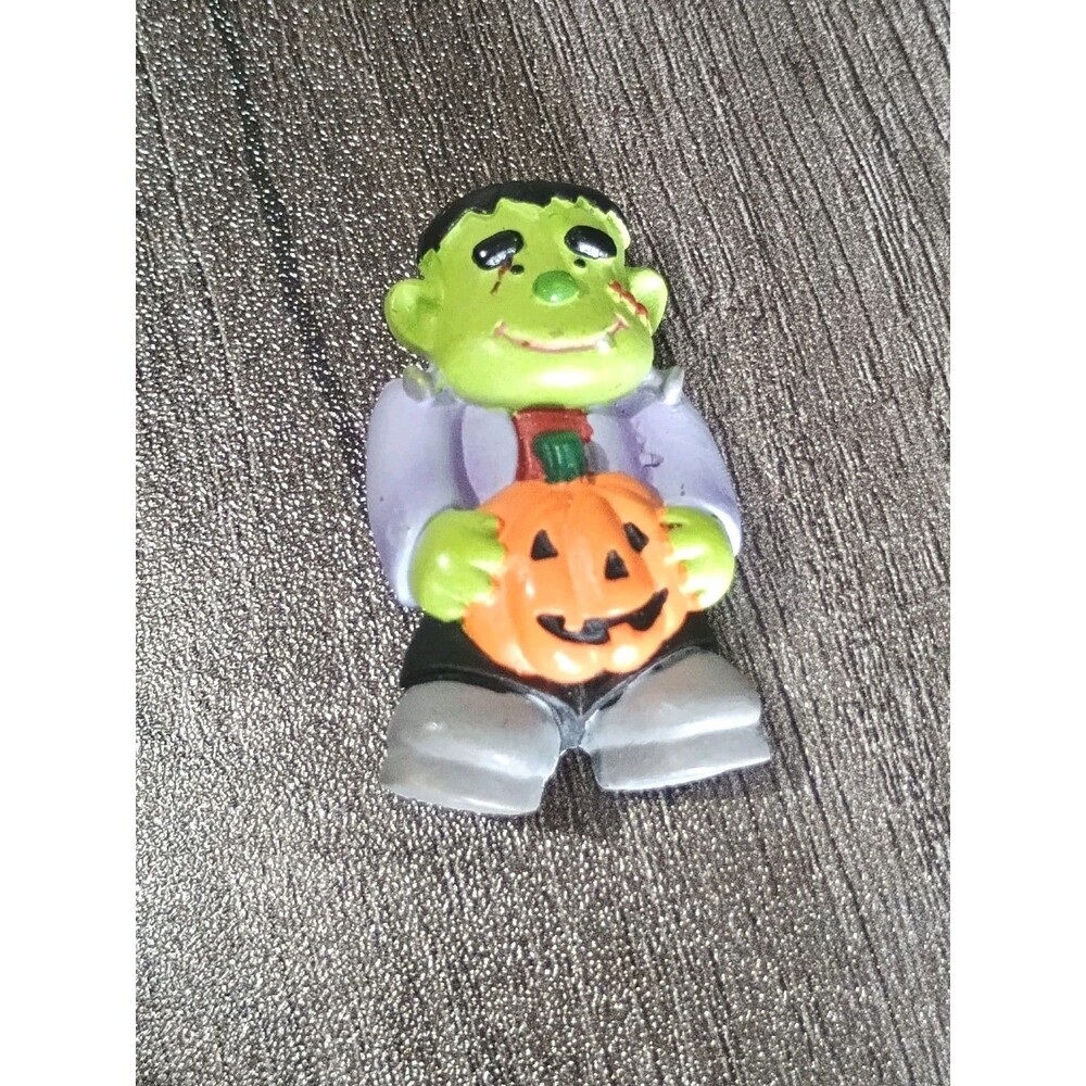 Frankenstein Shinning Bright 1996 Vintage Halloween Brooch